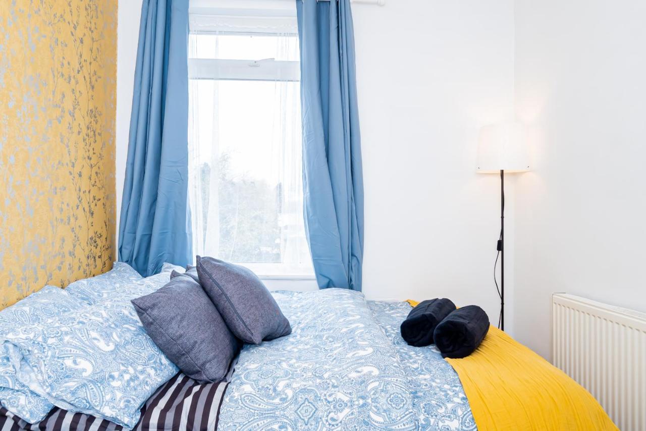 Shirley House 3, Guest House, Self Catering, Self Check In With Smart Locks, Use Of Fully Equipped Kitchen, Close To City Centre, Ideal For Longer Stays, Walking Distance To Bat, 20 Min Drive To Fawley Refinery, Excellent Transport Links 南安普敦 外观 照片